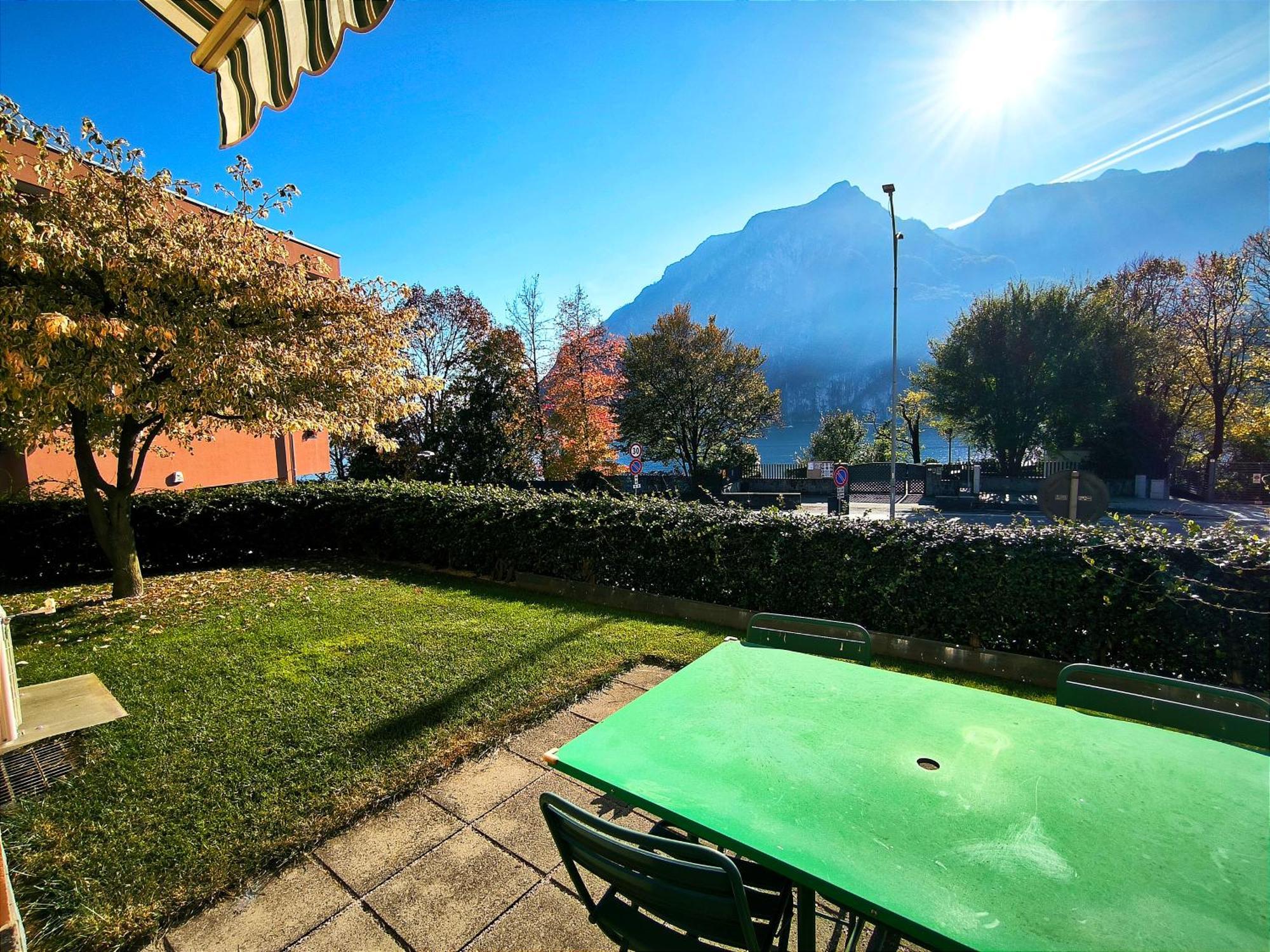 La Meridiana Sul Lago Abbadia Lariana Bilik gambar
